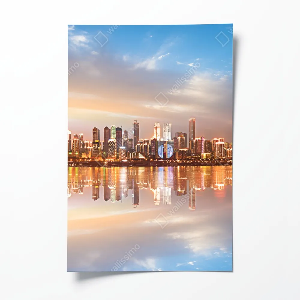 Plakat panorama miasta odbita w wodzie o zmierzchu – Wallissimo® Plakat panorama miasta odbita w wodzie o zmierzchu – Wallissimo®