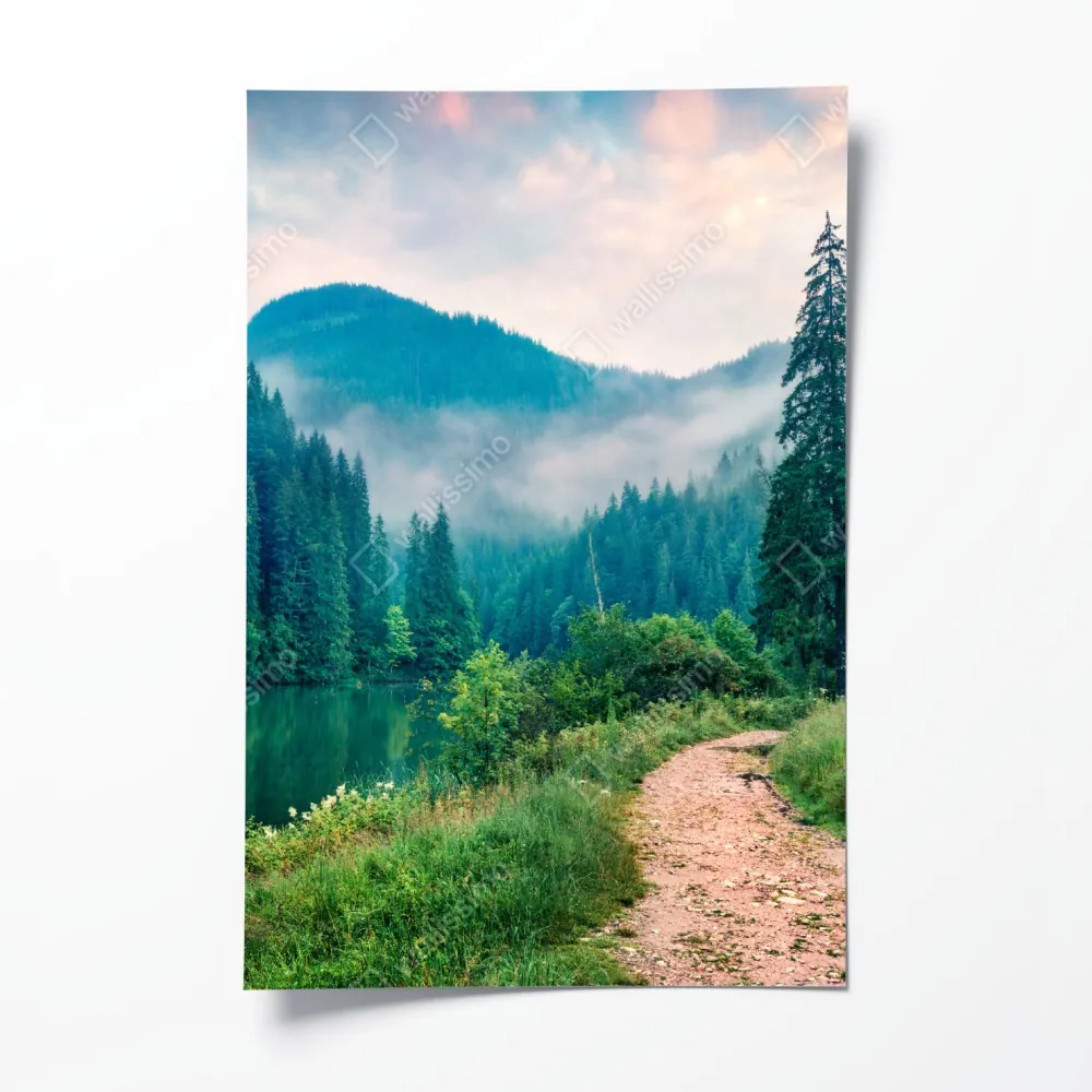 Plakat mglisty poranek nad Lacu Roșu – Wallissimo® Plakat mglisty poranek nad Lacu Roșu – Wallissimo®