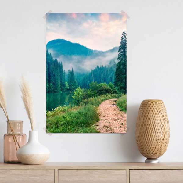 Plakat mglisty poranek nad Lacu Roșu – Wallissimo® Plakat mglisty poranek nad Lacu Roșu – Wallissimo®