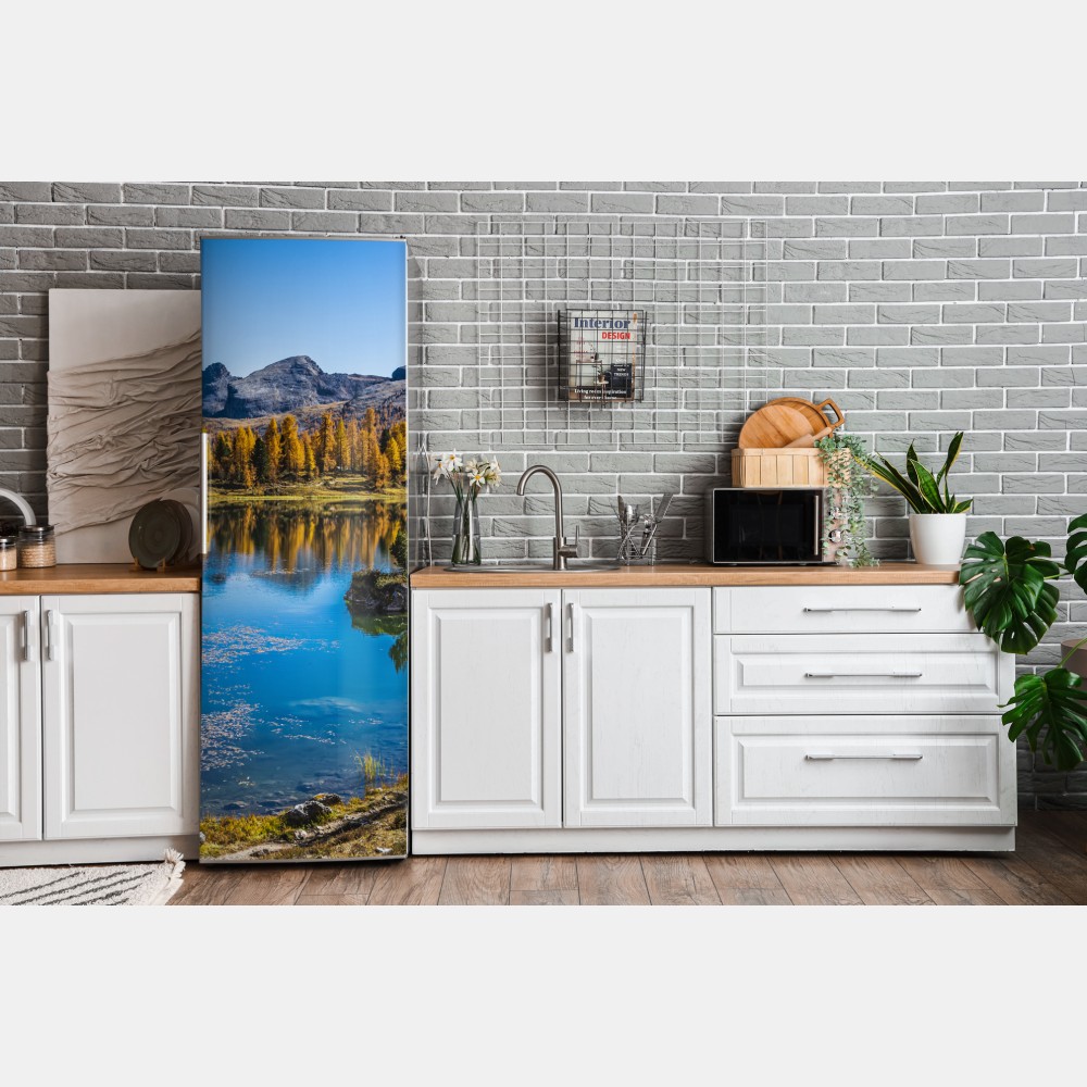 Naklejka na lodówkę jesienne alpejskie jezioro z odbiciami gór – Wallissimo® Naklejka na lodówkę jesienne alpejskie jezioro z odbiciami gór – Wallissimo®