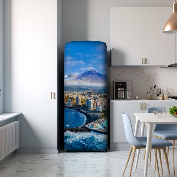 Naklejka na lodówkę panorama lotnicza wybrzeża Teneryfy z wulkanem Teide – Wallissimo® Naklejka na lodówkę panorama lotnicza wybrzeża Teneryfy z wulkanem Teide – Wallissimo®