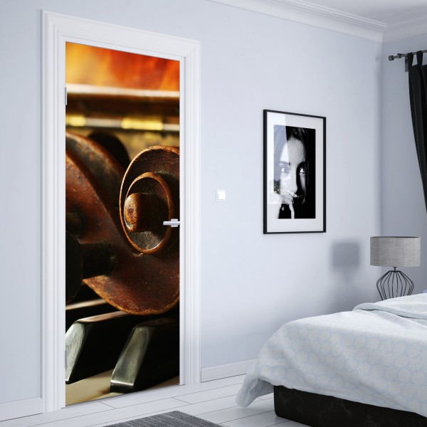 Naklejka na drzwi słoneczna uliczka nad morzem z widokiem na zatokę – Wallissimo®