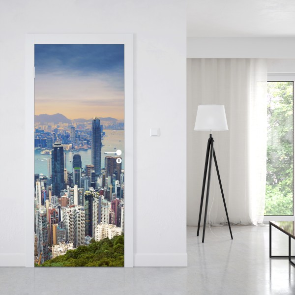 Naklejka na drzwi spiralne schody w perspektywie czarno-białe – Wallissimo®