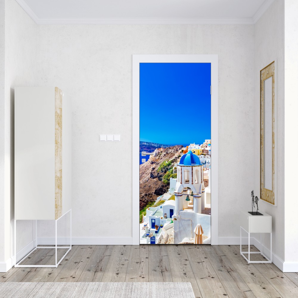Naklejka na drzwi Santorini niebieskie kopuły nad Morzem Egejskim – Wallissimo® Naklejka na drzwi Santorini niebieskie kopuły nad Morzem Egejskim – Wallissimo®