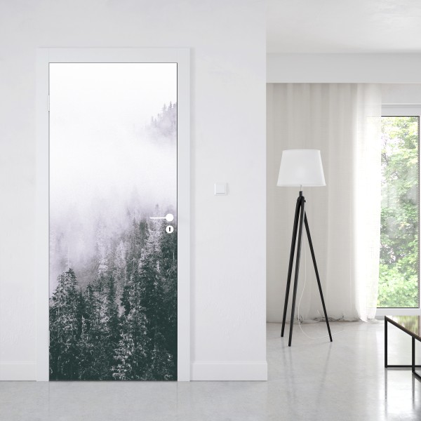 Naklejka na drzwi mglisty las iglasty – Wallissimo® Naklejka na drzwi mglisty las iglasty – Wallissimo®