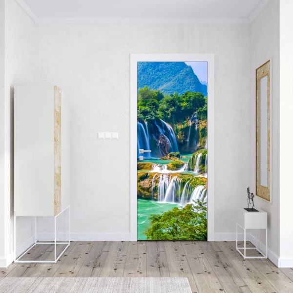 Naklejka na drzwi szmaragdowe kaskady wodospadów – Wallissimo® Naklejka na drzwi szmaragdowe kaskady wodospadów – Wallissimo®
