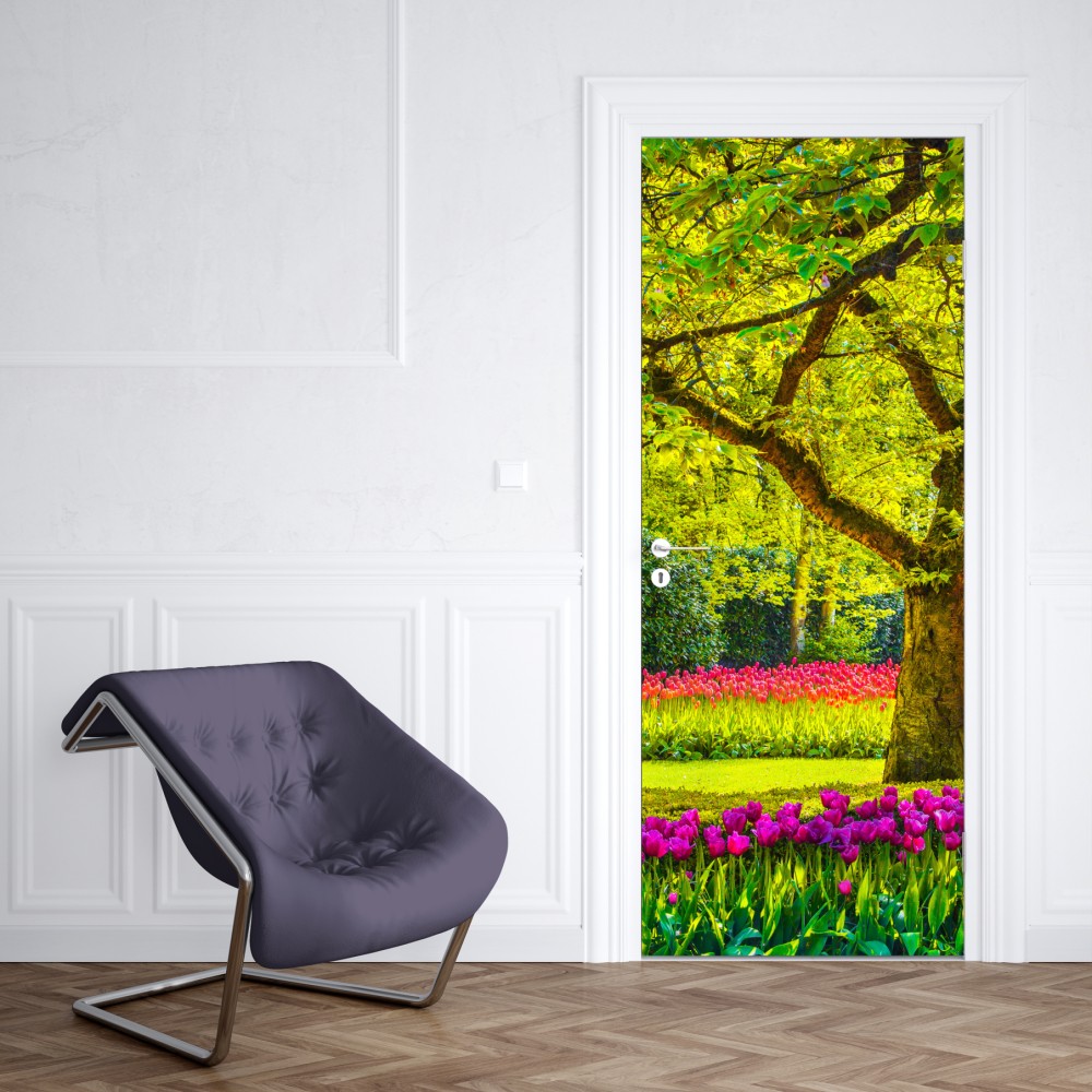 Naklejka na drzwi barwny ogród tulipanów w Keukenhof – Wallissimo® Naklejka na drzwi barwny ogród tulipanów w Keukenhof – Wallissimo®