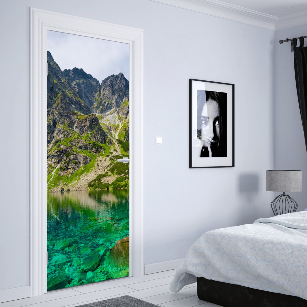Naklejka na drzwi Czarny Staw górskie odbicie Tatry – Wallissimo® Naklejka na drzwi Czarny Staw górskie odbicie Tatry – Wallissimo®