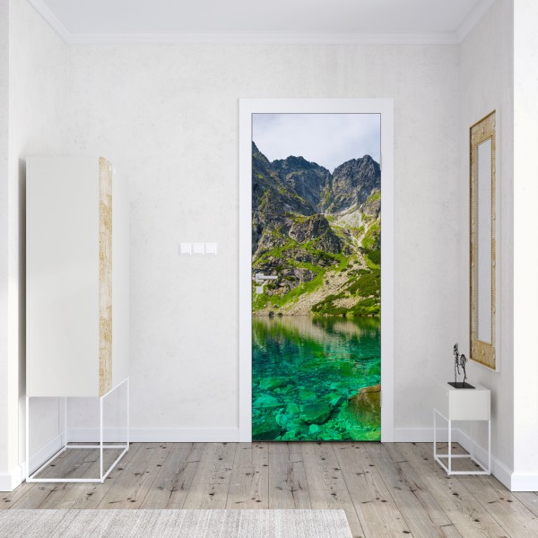 Naklejka na drzwi Czarny Staw górskie odbicie Tatry – Wallissimo® Naklejka na drzwi Czarny Staw górskie odbicie Tatry – Wallissimo®