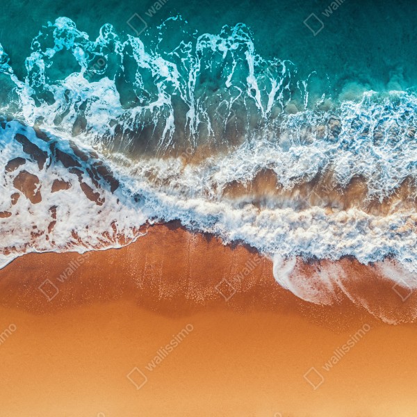 Naklejka na drzwi lotnicze ujęcie turkusowych fal na piaszczystej plaży – Wallissimo® Naklejka na drzwi lotnicze ujęcie turkusowych fal na piaszczystej plaży – Wallissimo®