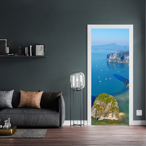 Naklejka na drzwi lazurowe wyspy i klify nad brzegiem morza – Wallissimo® Naklejka na drzwi lazurowe wyspy i klify nad brzegiem morza – Wallissimo®