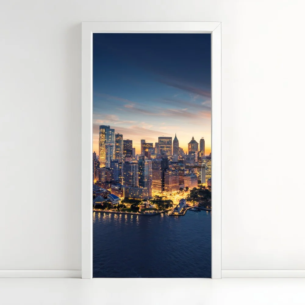 Naklejka na drzwi Manhattan panorama o wschodzie słońca – Wallissimo® Naklejka na drzwi Manhattan panorama o wschodzie słońca – Wallissimo®