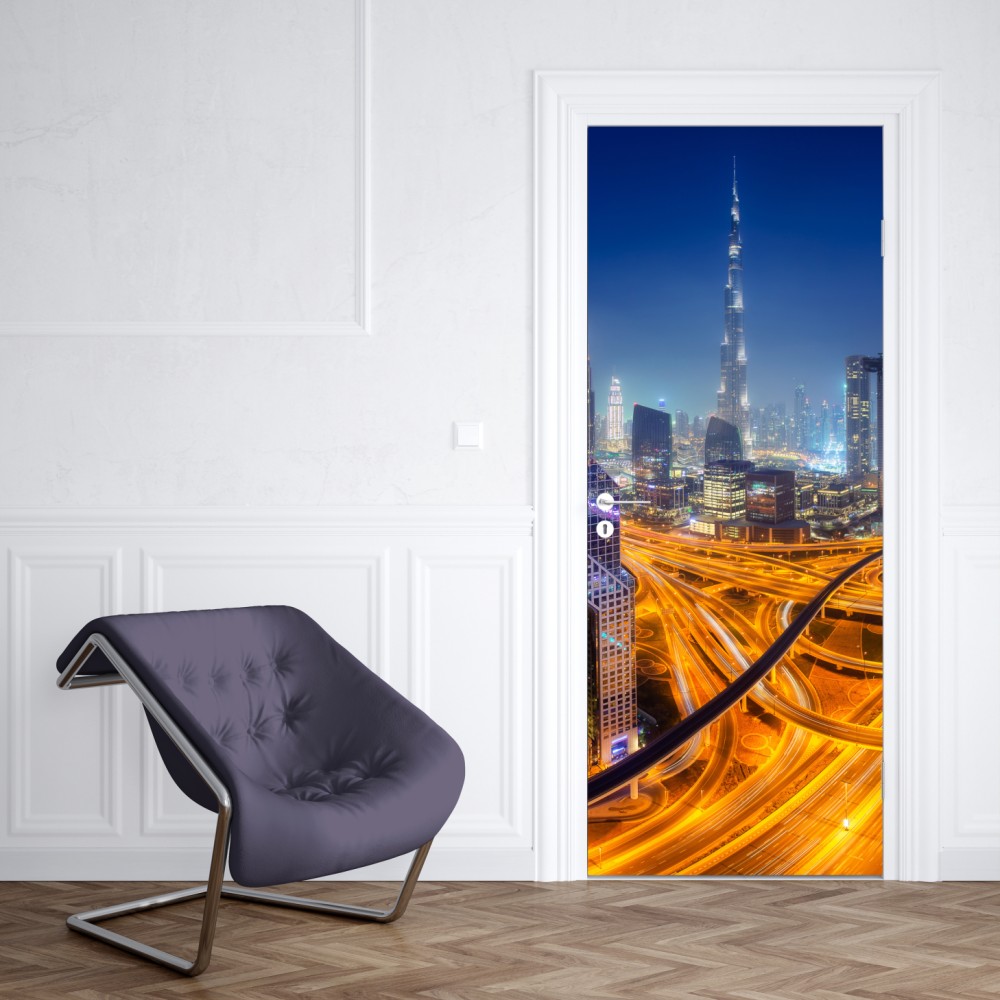 Naklejka na drzwi panorama nocnego Dubaju – Wallissimo® Naklejka na drzwi panorama nocnego Dubaju – Wallissimo®