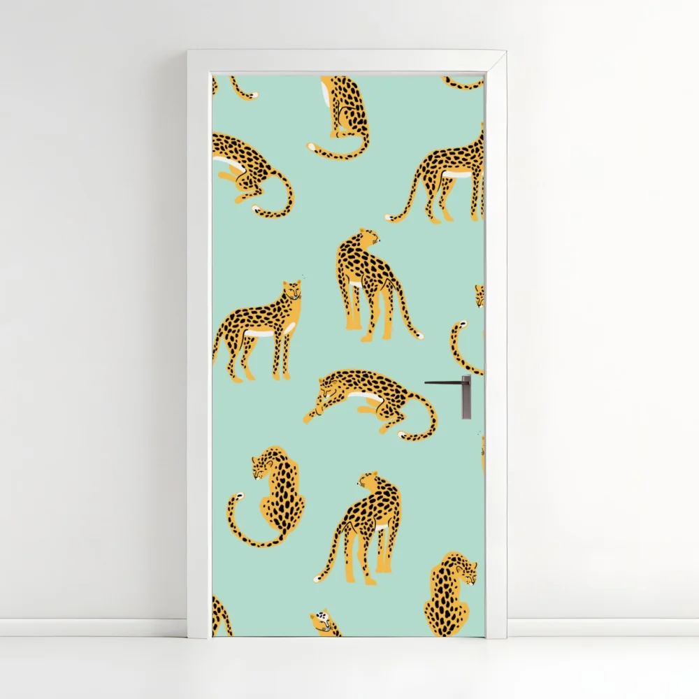 Naklejka na drzwi zabawny wzór gepardów na turkusowym tle – Wallissimo® Naklejka na drzwi zabawny wzór gepardów na turkusowym tle – Wallissimo®