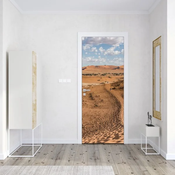 Naklejka na drzwi złote tropikalne liście na beżowym tle – Wallissimo®