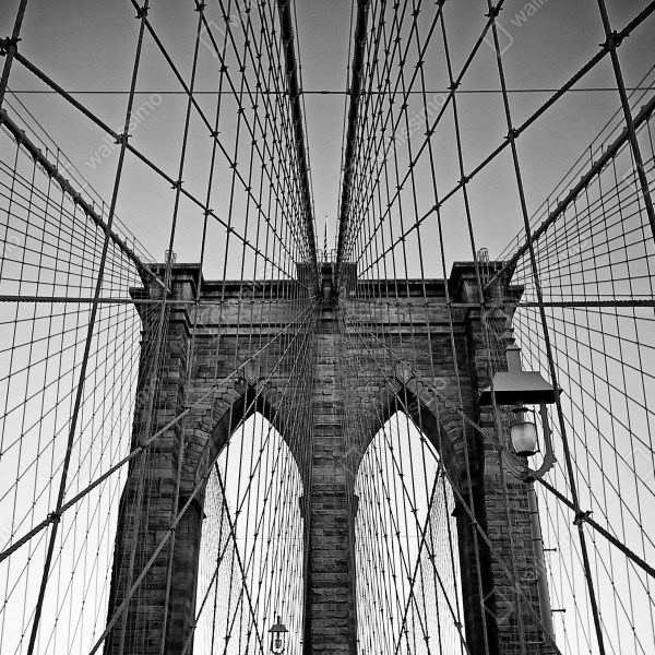 Naklejka na biurko i stół symetryczny most wiszący w czerni i bieli – Wallissimo® Naklejka na biurko i stół symetryczny most wiszący w czerni i bieli – Wallissimo®