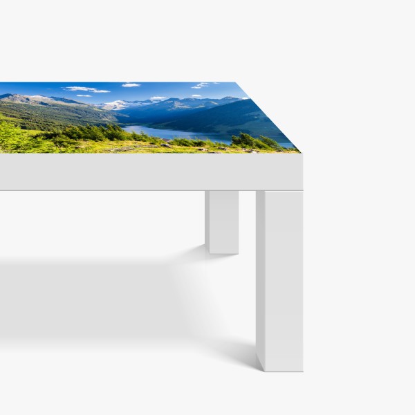 Naklejka na biurko i stół słoneczna zielona łąka o wschodzie – Wallissimo®