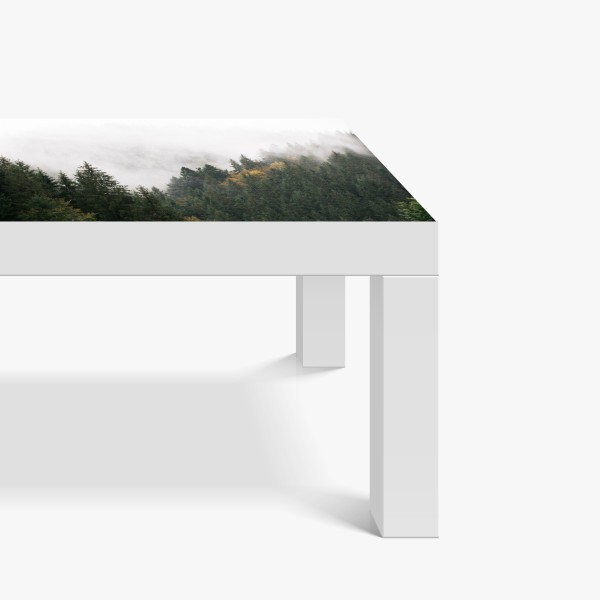 Naklejka na biurko i stół wiejska droga w Toskanii przez zielone wzgórza – Wallissimo®