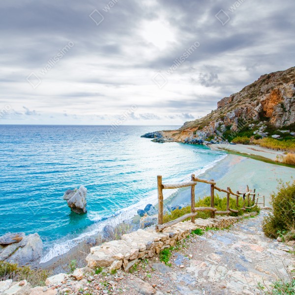 Naklejka na biurko i stół spokojna turkusowa zatoczka z nadmorską ścieżką – Wallissimo® Naklejka na biurko i stół spokojna turkusowa zatoczka z nadmorską ścieżką – Wallissimo®