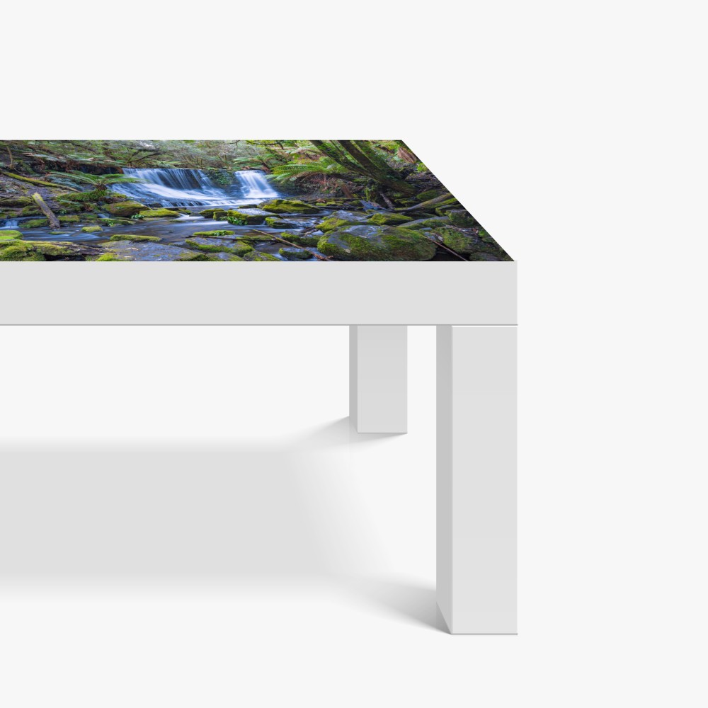 Naklejka na biurko i stół spokojny leśny wodospad – Wallissimo® Naklejka na biurko i stół spokojny leśny wodospad – Wallissimo®