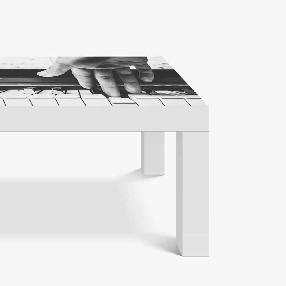 Naklejka na biurko i stół ręka na klawiszach fortepianu – Wallissimo® Naklejka na biurko i stół ręka na klawiszach fortepianu – Wallissimo®