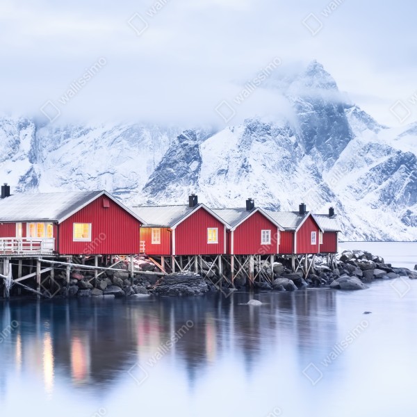 Naklejka na biurko i stół wschód słońca nad Lofotami i czerwonymi domkami – Wallissimo® Naklejka na biurko i stół wschód słońca nad Lofotami i czerwonymi domkami – Wallissimo®