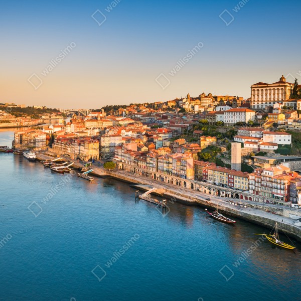 Naklejka na biurko i stół słoneczna panorama nabrzeża Porto o zachodzie słońca – Wallissimo® Naklejka na biurko i stół słoneczna panorama nabrzeża Porto o zachodzie słońca – Wallissimo®