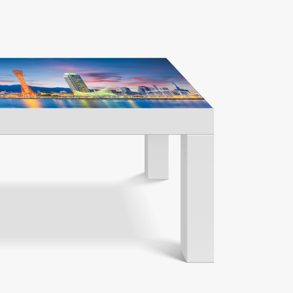 Naklejka na biurko i stół nowoczesny budynek mieszkalny z balkonami – Wallissimo®