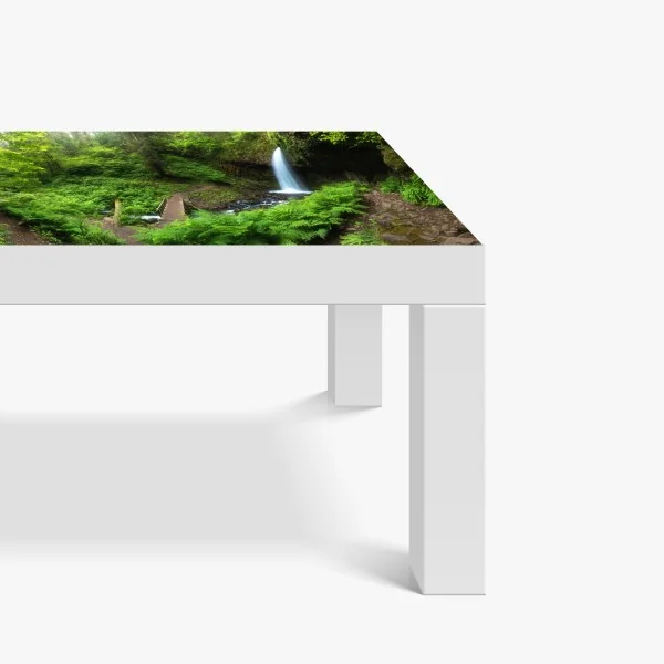 Naklejka na biurko i stół mglisty las czarno-biały – Wallissimo®