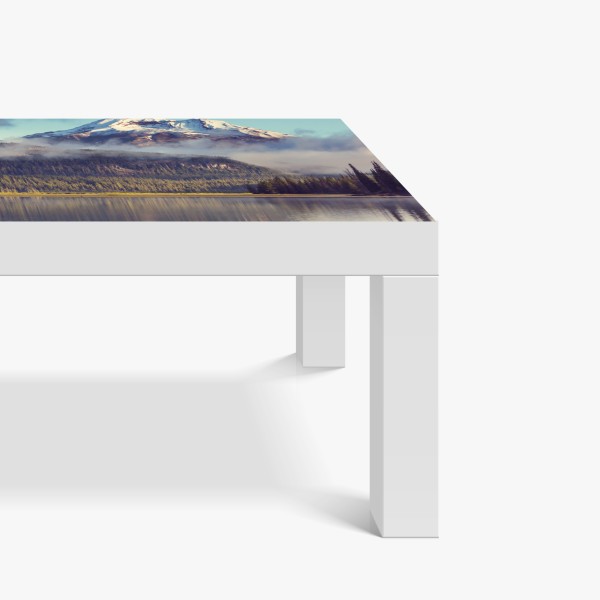 Naklejka na biurko i stół panorama zimowego lasu pokrytego śniegiem – Wallissimo®