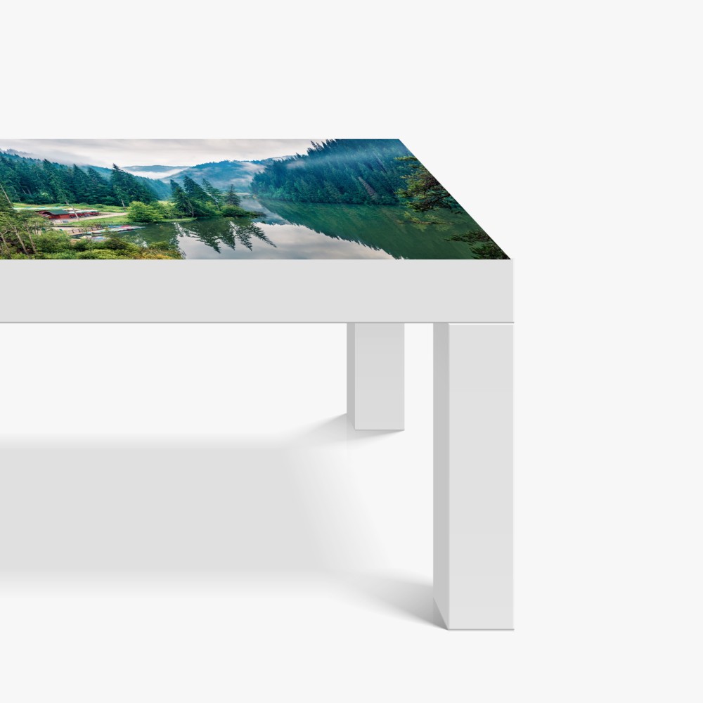 Naklejka na biurko i stół mglisty poranek nad Lacu Rosu – Wallissimo® Naklejka na biurko i stół mglisty poranek nad Lacu Rosu – Wallissimo®