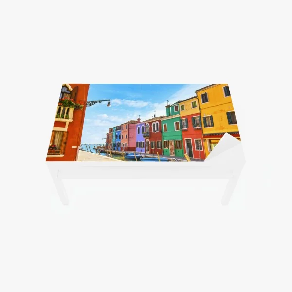 Naklejka na biurko i stół kolorowe domy nad kanałem w Burano