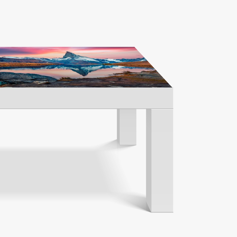 Naklejka na biurko i stół majestatyczny Matterhorn odbity w Stellisee – Wallissimo® Naklejka na biurko i stół majestatyczny Matterhorn odbity w Stellisee – Wallissimo®