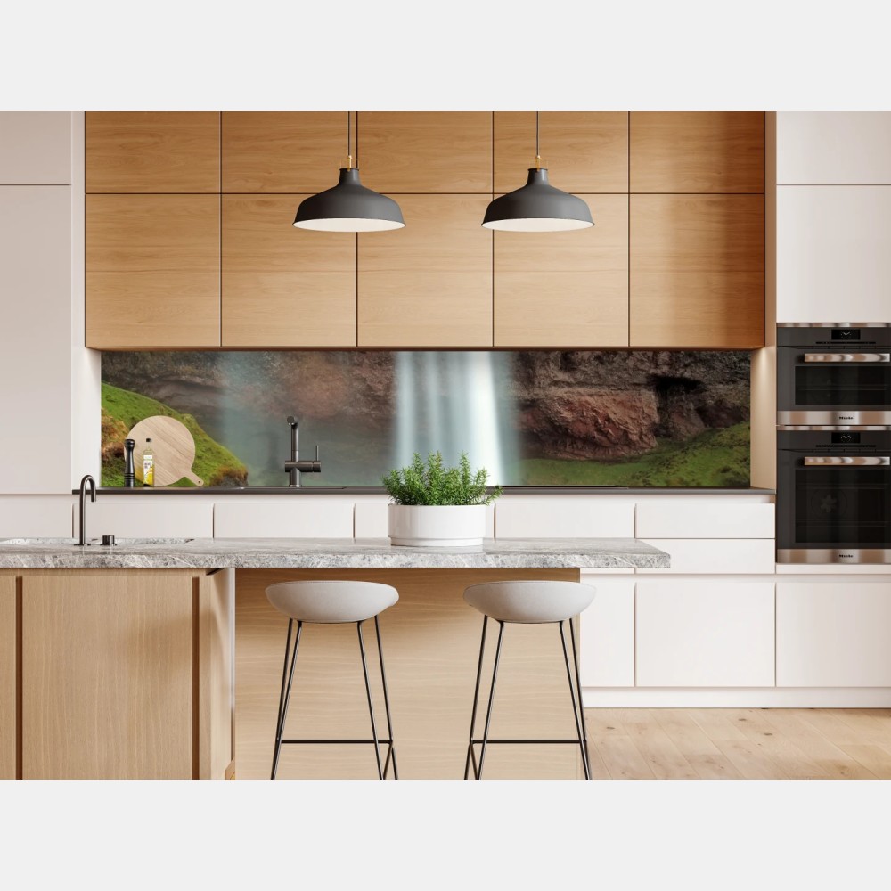 Naklejka repozycjonowalna mglisty wodospad w bujnej dolinie – Wallissimo® Naklejka repozycjonowalna mglisty wodospad w bujnej dolinie – Wallissimo®