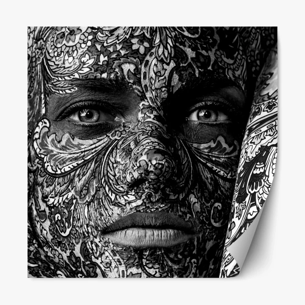 Naklejka repozycjonowalna ornamentalny portret z kwiatowymi wzorami – Wallissimo® Naklejka repozycjonowalna ornamentalny portret z kwiatowymi wzorami – Wallissimo®