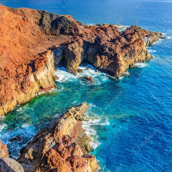 Naklejka repozycjonowalna surowe klify i turkusowe morze przy Punto Teno, Teneryfa – Wallissimo® Naklejka repozycjonowalna surowe klify i turkusowe morze przy Punto Teno, Teneryfa – Wallissimo®