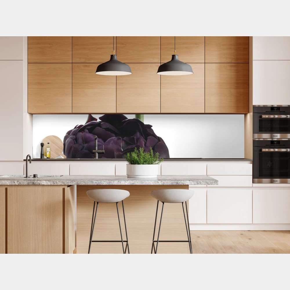 Naklejka repozycjonowalna ciemne fioletowe tulipany na białym tle – Wallissimo® Naklejka repozycjonowalna ciemne fioletowe tulipany na białym tle – Wallissimo®