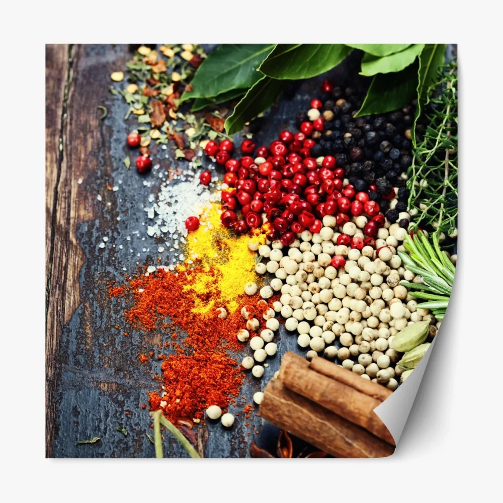 Naklejka repozycjonowalna intensywny zestaw przypraw na rustykalnym drewnie – Wallissimo® Naklejka repozycjonowalna intensywny zestaw przypraw na rustykalnym drewnie – Wallissimo®