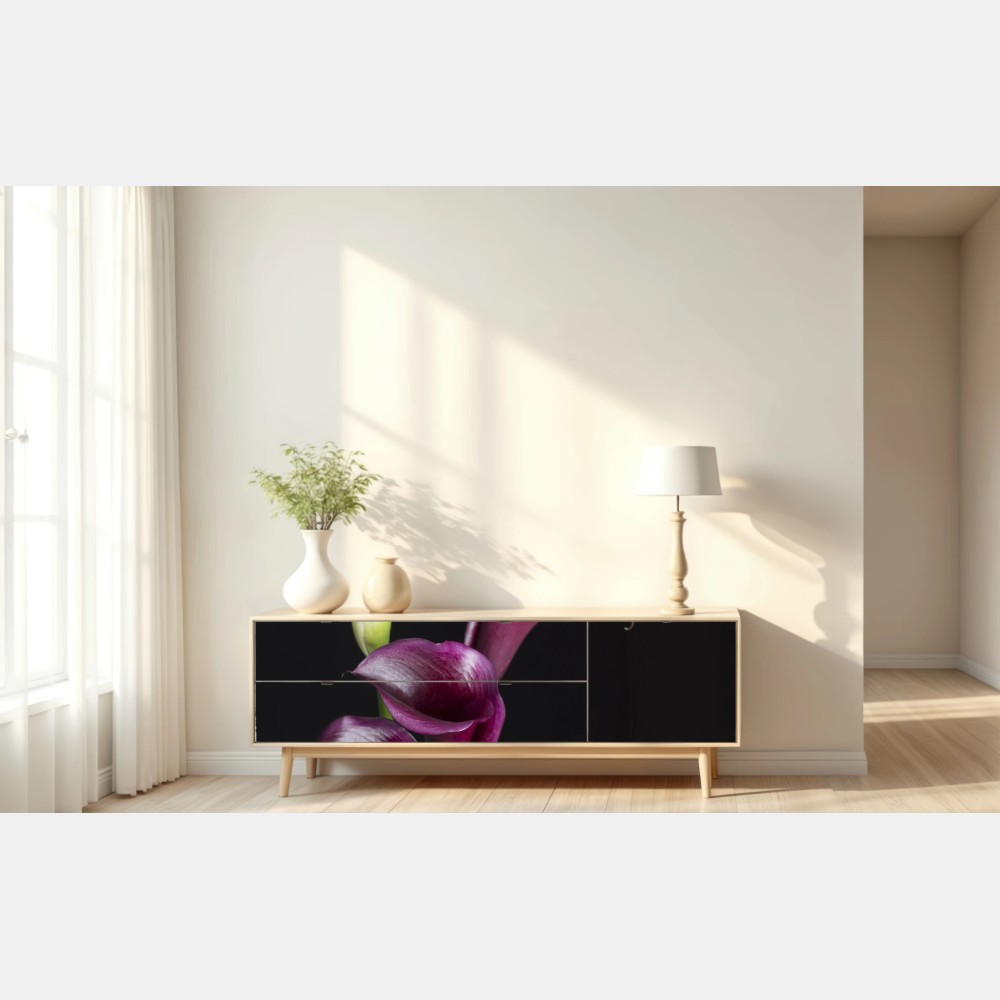 Naklejka repozycjonowalna bukiet fioletowych i białych kalii – Wallissimo® Naklejka repozycjonowalna bukiet fioletowych i białych kalii – Wallissimo®