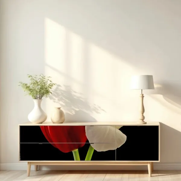 Naklejka repozycjonowalna czerwono-białe tulipany na czarnym tle – Wallissimo® Naklejka repozycjonowalna czerwono-białe tulipany na czarnym tle – Wallissimo®