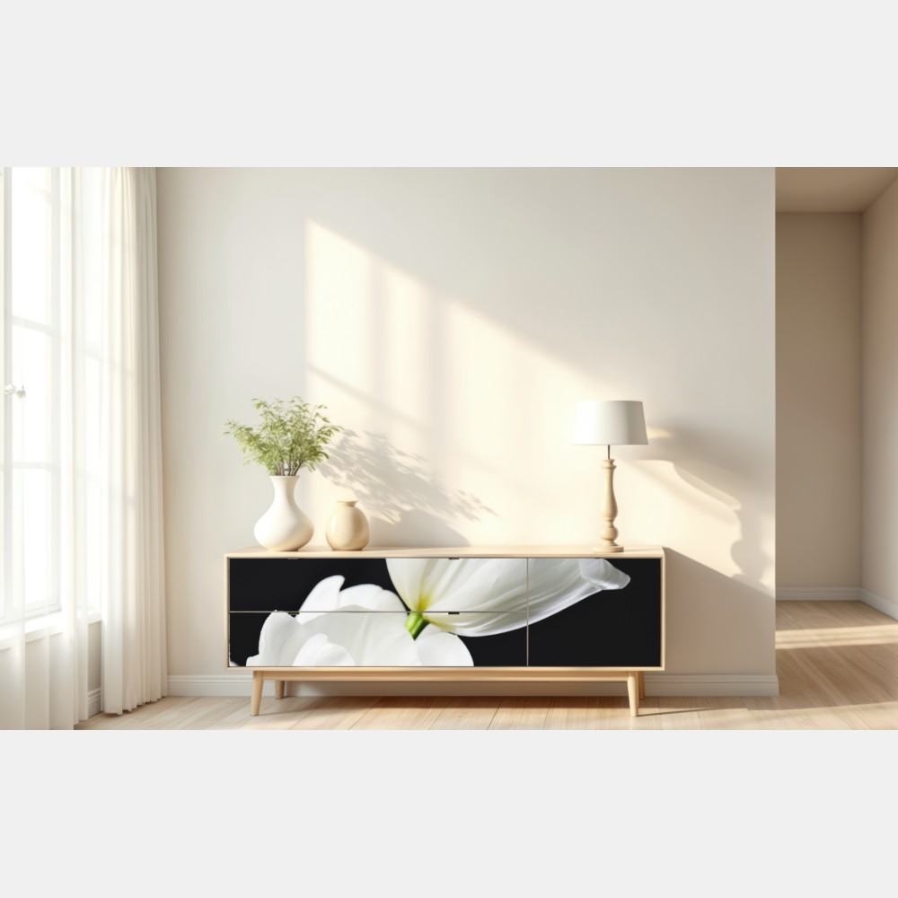 Naklejka repozycjonowalna biały bukiet tulipanów na ciemnym tle – Wallissimo® Naklejka repozycjonowalna biały bukiet tulipanów na ciemnym tle – Wallissimo®