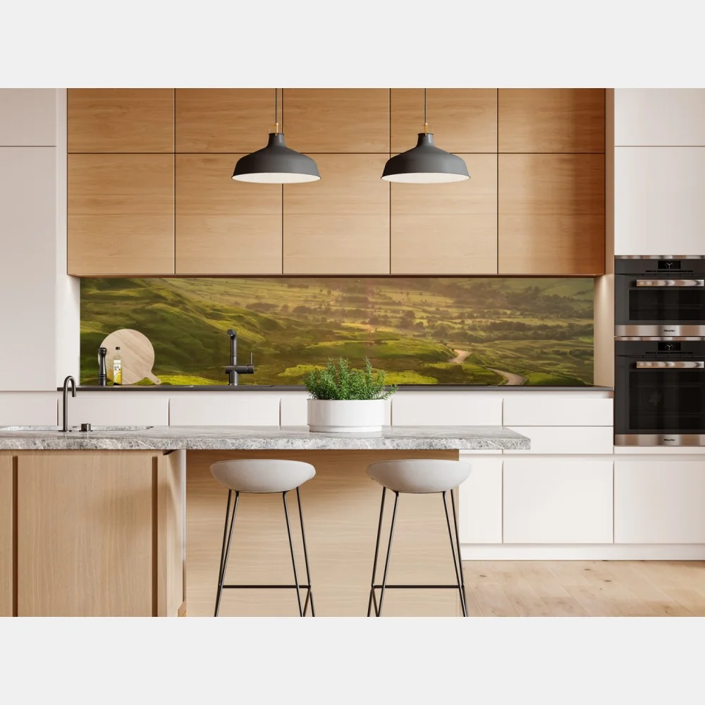 Naklejka repozycjonowalna złoty zachód słońca nad krętą wiejską drogą – Wallissimo® Naklejka repozycjonowalna złoty zachód słońca nad krętą wiejską drogą – Wallissimo®