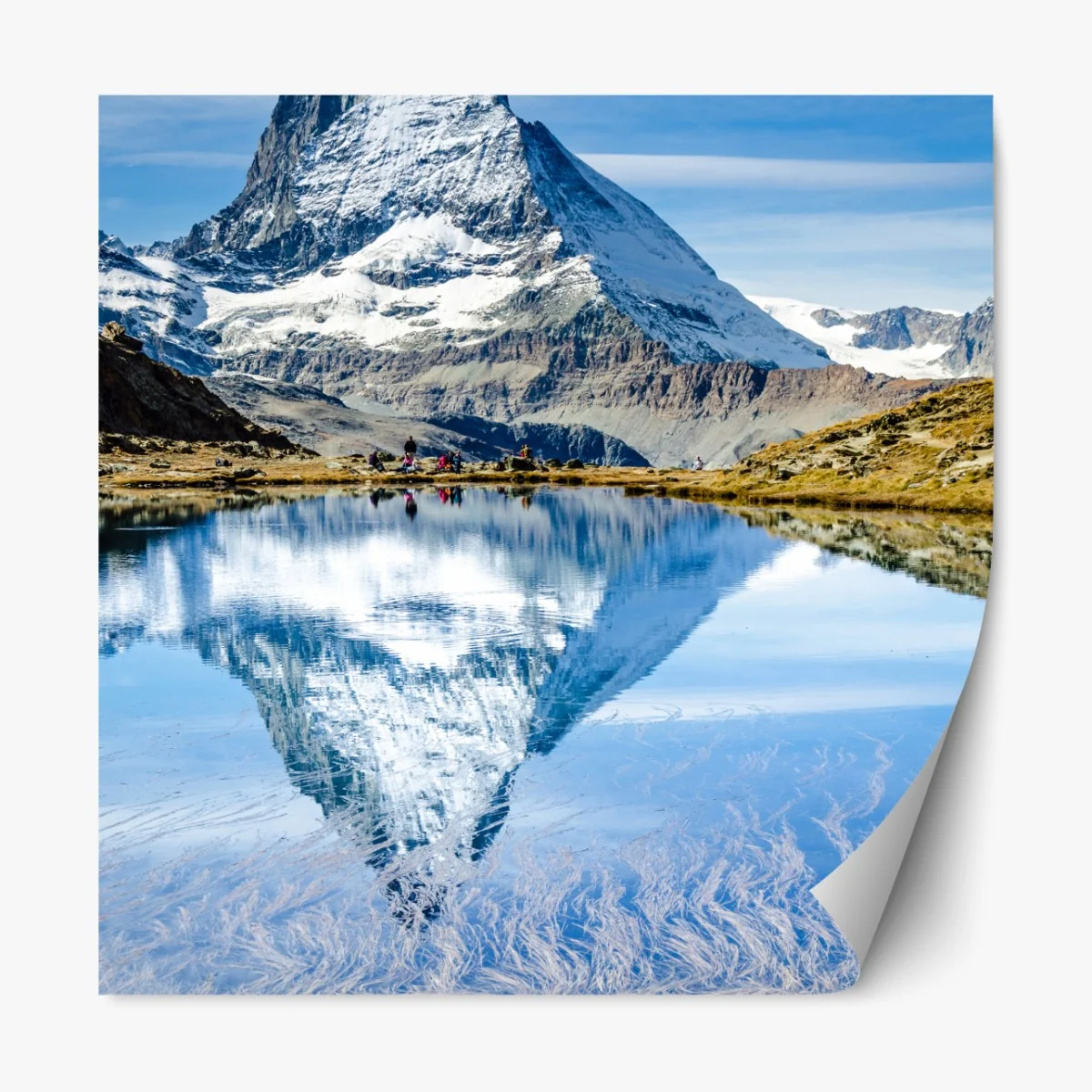 Naklejka repozycjonowalna majestatyczny Matterhorn odbity w alpejskim jeziorze – Wallissimo® Naklejka repozycjonowalna majestatyczny Matterhorn odbity w alpejskim jeziorze – Wallissimo®