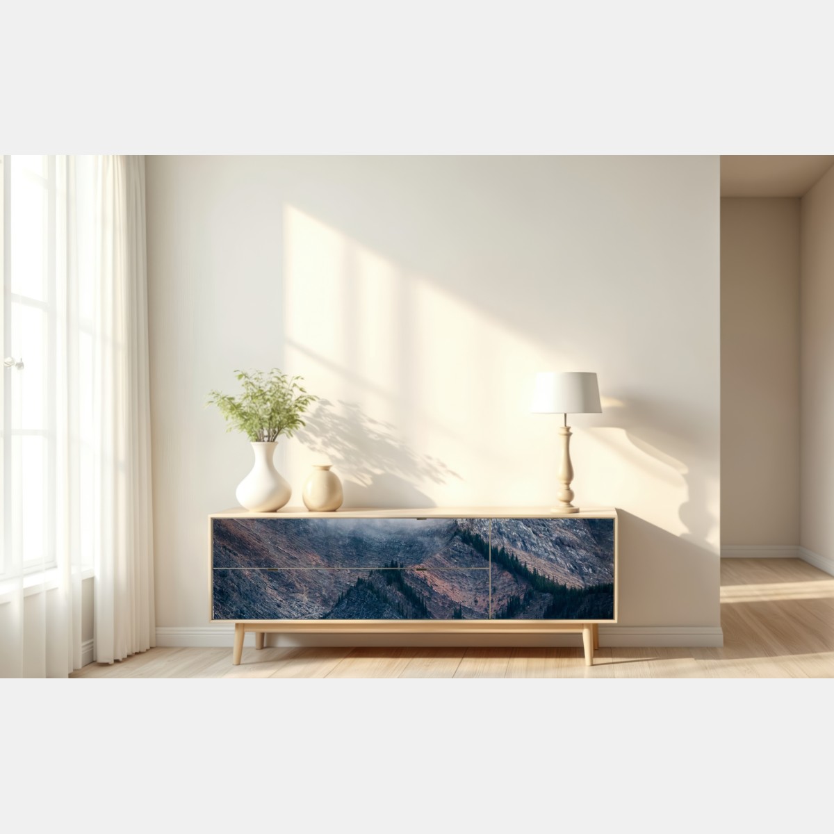 Naklejka repozycjonowalna dramatyczny alpejski szczyt we mgle – Wallissimo® Naklejka repozycjonowalna dramatyczny alpejski szczyt we mgle – Wallissimo®