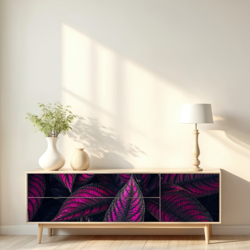 Naklejka repozycjonowalna intensywny fioletowy wzór liści – Wallissimo® Naklejka repozycjonowalna intensywny fioletowy wzór liści – Wallissimo®