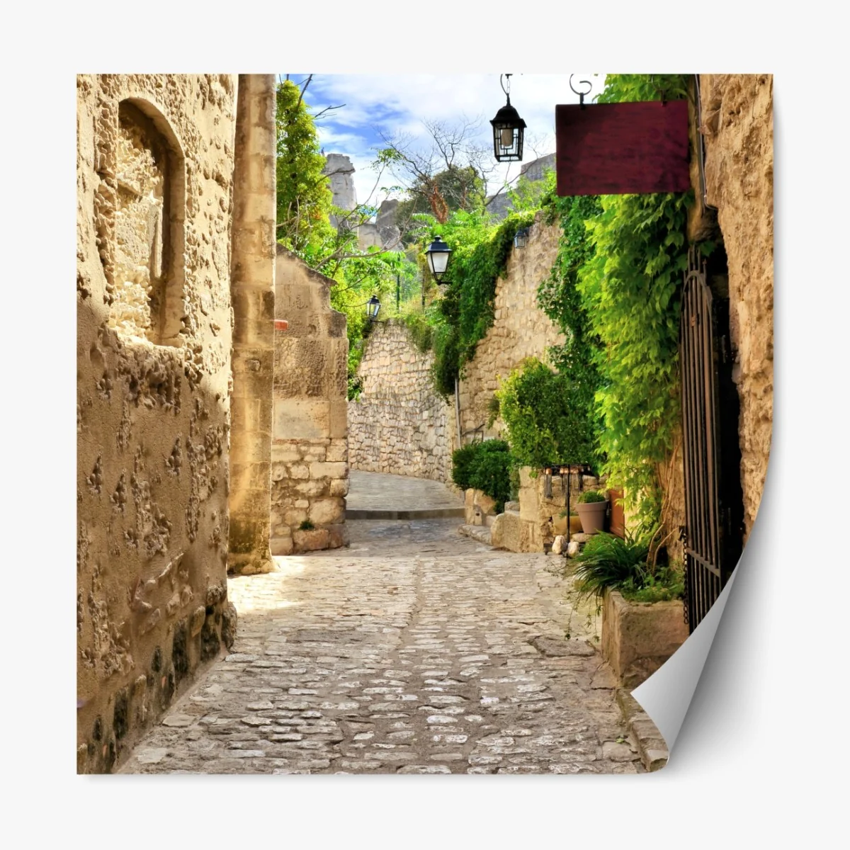 Naklejka repozycjonowalna urocza brukowana uliczka w Les Baux de Provence – Wallissimo® Naklejka repozycjonowalna urocza brukowana uliczka w Les Baux de Provence – Wallissimo®