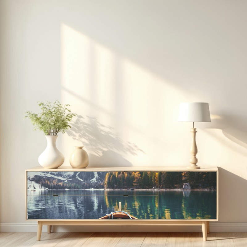 Naklejka repozycjonowalna wschód słońca nad Lago di Braies – Wallissimo® Naklejka repozycjonowalna wschód słońca nad Lago di Braies – Wallissimo®