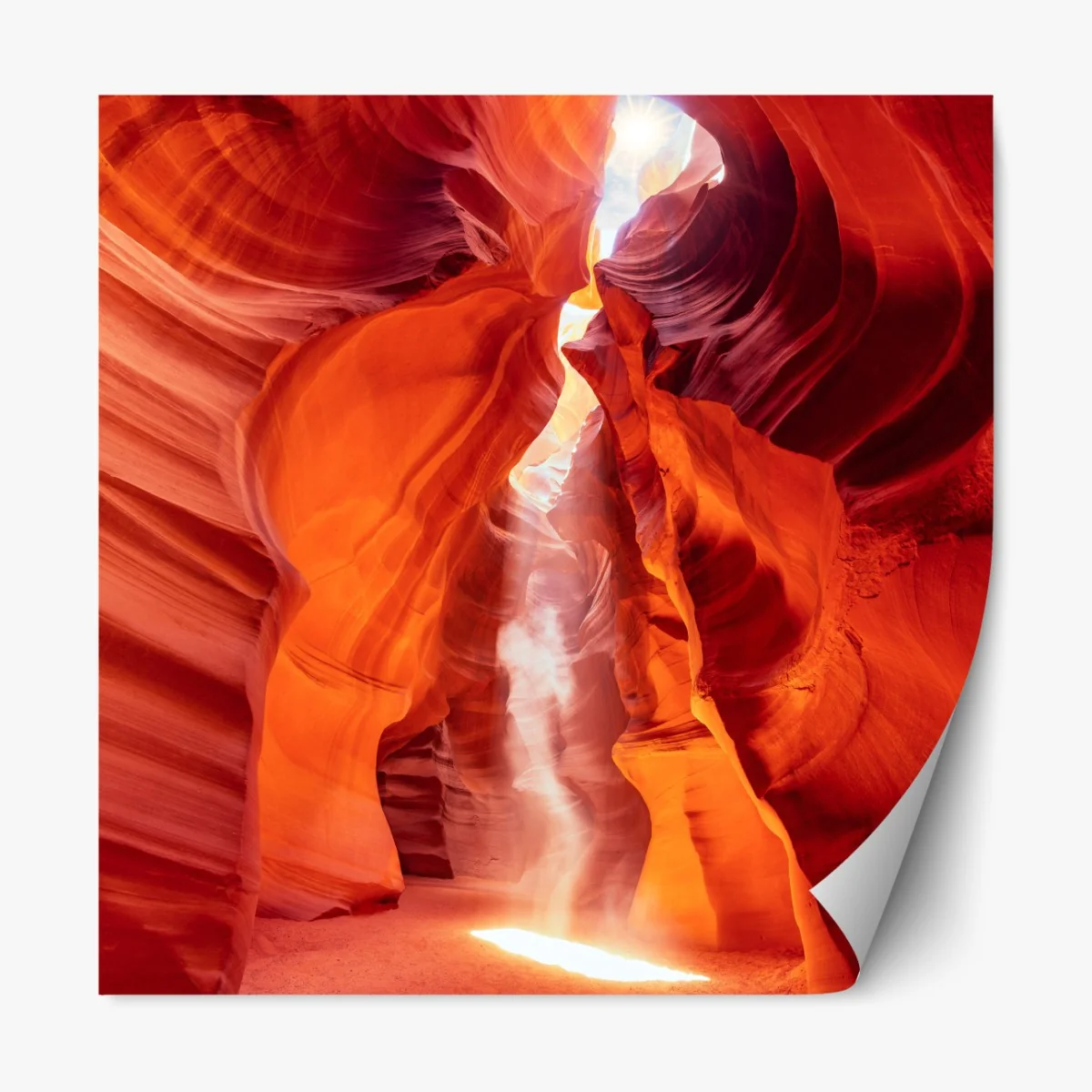 Naklejka repozycjonowalna słoneczny promień w kanionie piaskowcowym – Wallissimo® Naklejka repozycjonowalna słoneczny promień w kanionie piaskowcowym – Wallissimo®