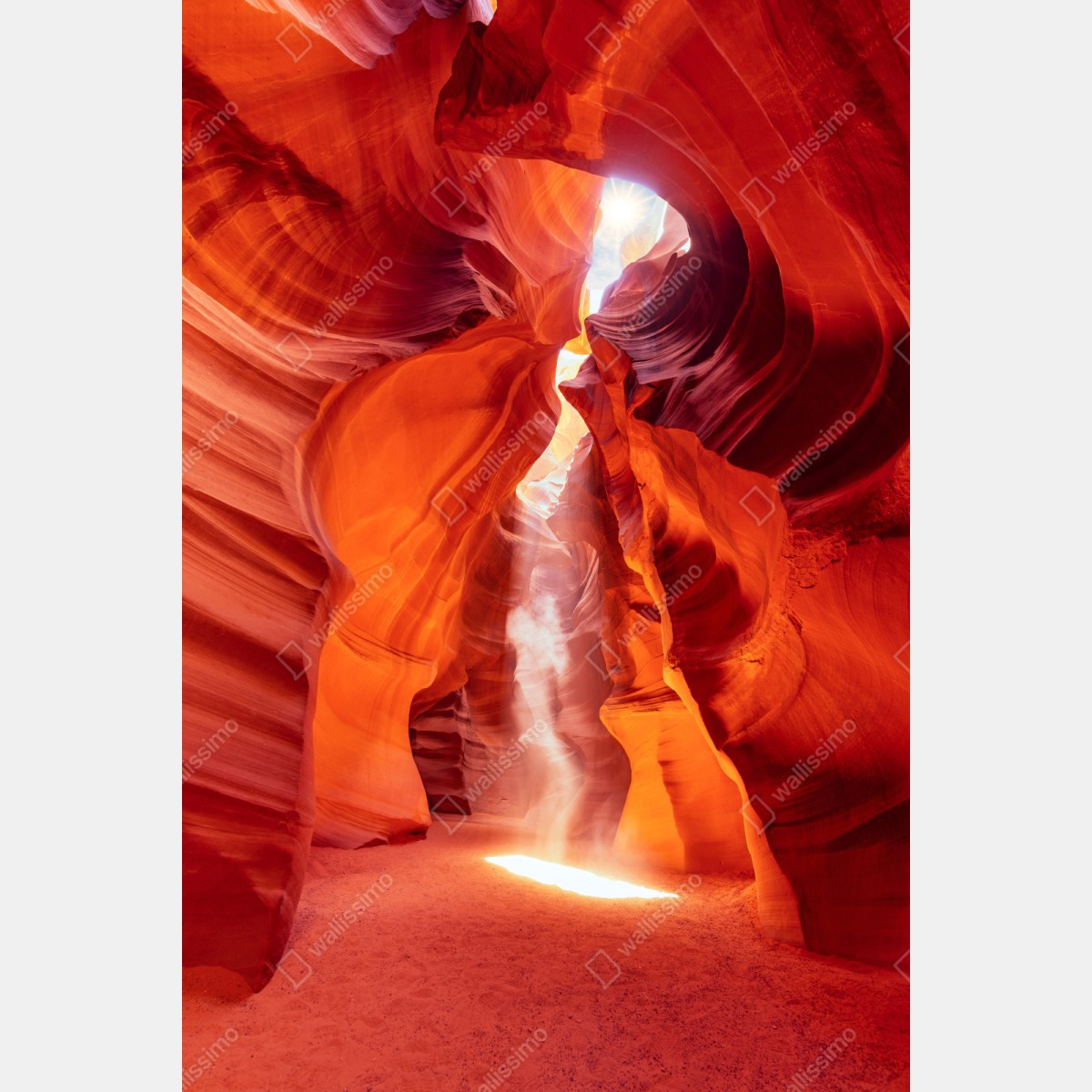 Naklejka repozycjonowalna słoneczny promień w kanionie piaskowcowym – Wallissimo® Naklejka repozycjonowalna słoneczny promień w kanionie piaskowcowym – Wallissimo®