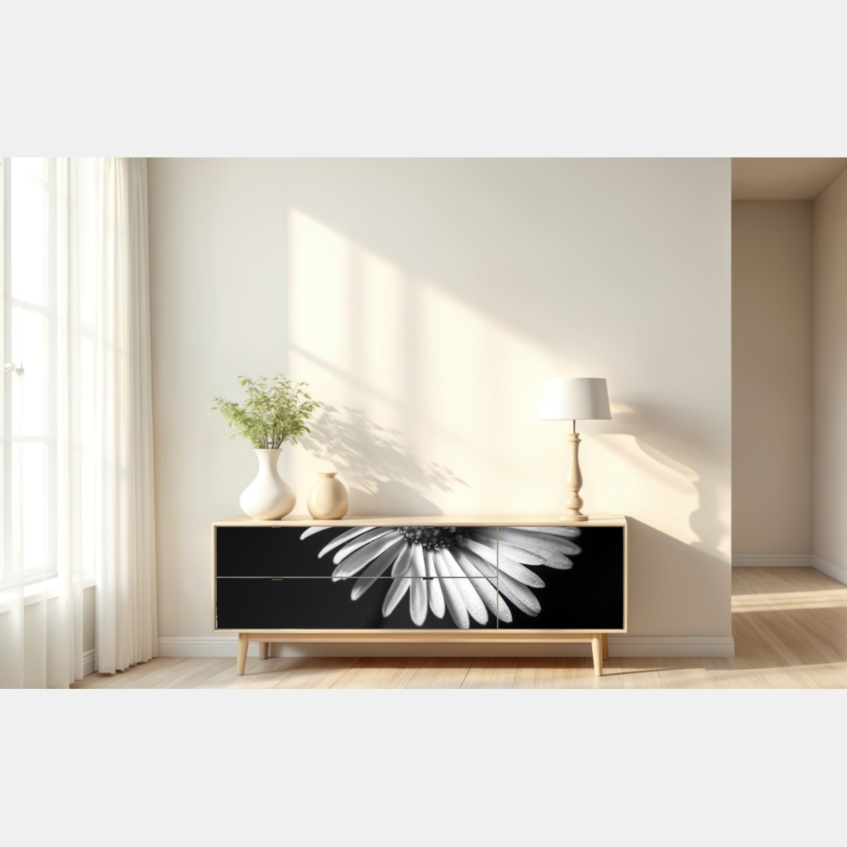 Naklejka repozycjonowalna monochromatyczna stokrotka w zbliżeniu – Wallissimo® Naklejka repozycjonowalna monochromatyczna stokrotka w zbliżeniu – Wallissimo®